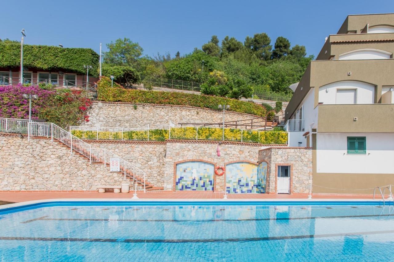Residence Sant'Anna Pietra Ligure Kültér fotó