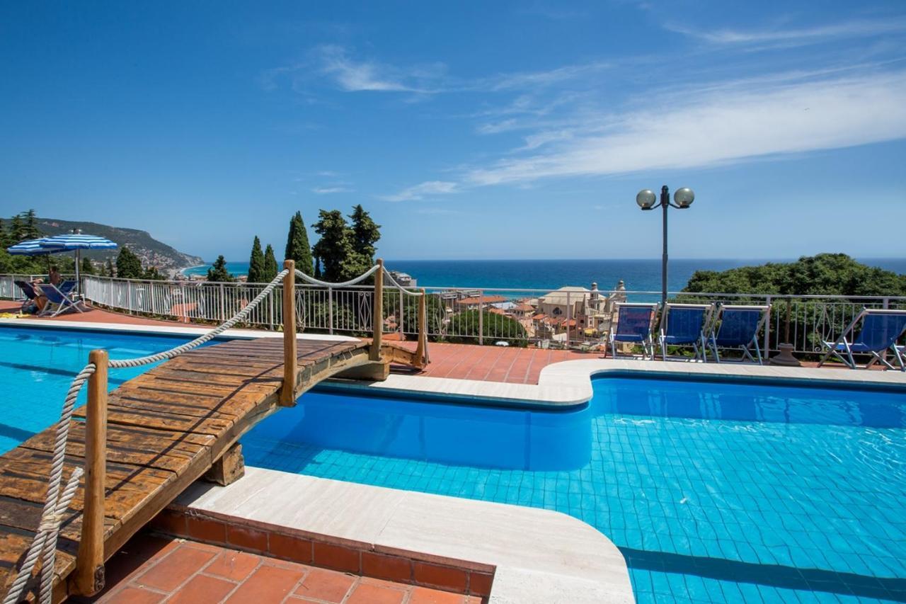 Residence Sant'Anna Pietra Ligure Kültér fotó